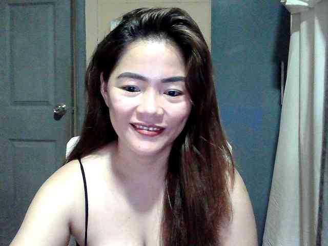 Wildhotsinglemom69 webcam