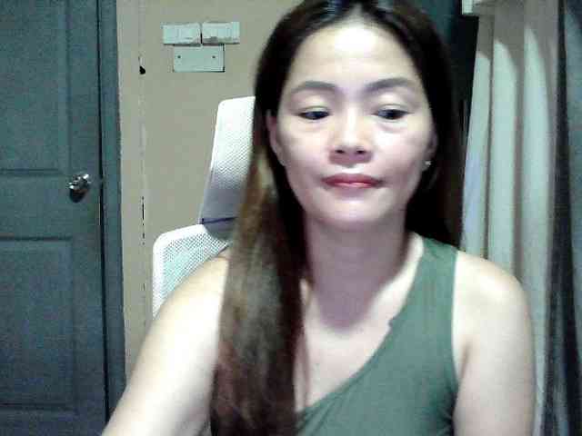 Wildhotsinglemom69 webcam