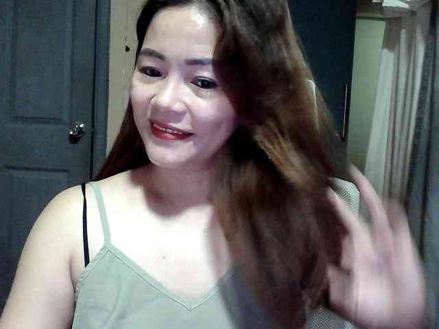 Wildhotsinglemom69 webcam