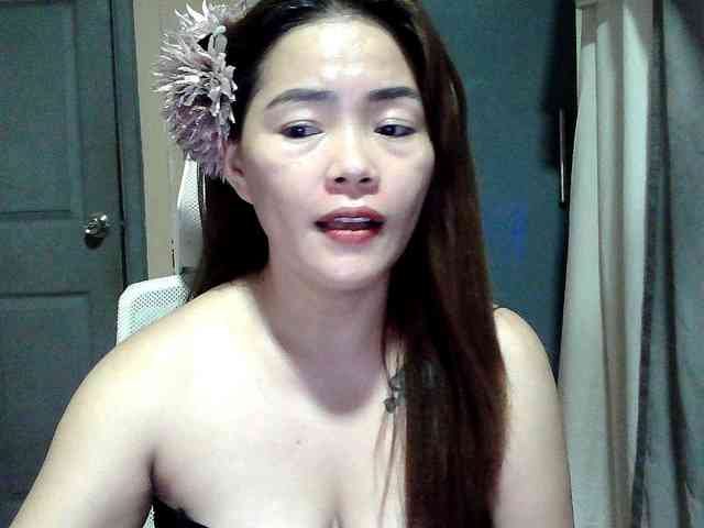 Wildhotsinglemom69 webcam