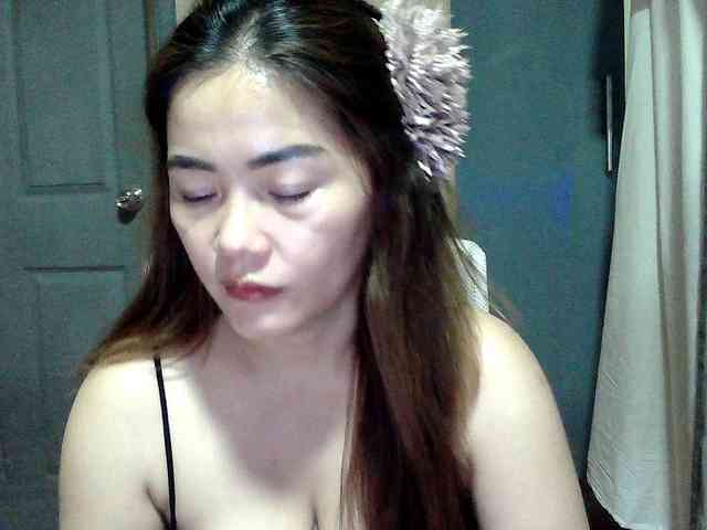 Wildhotsinglemom69 webcam