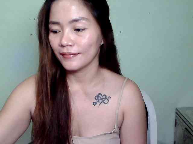 Wildhotsinglemom69 webcam