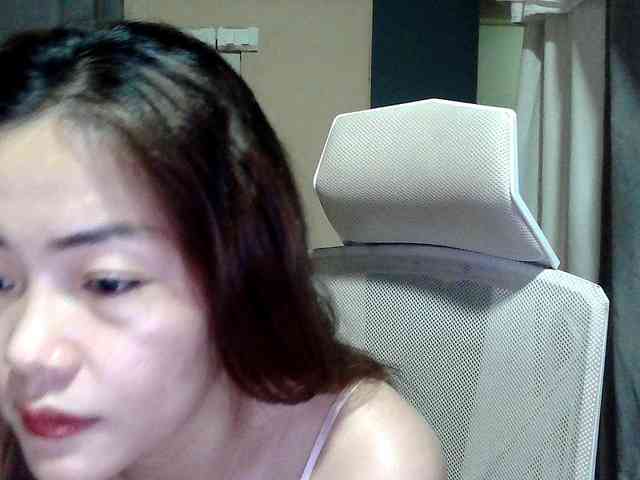 Wildhotsinglemom69 webcam