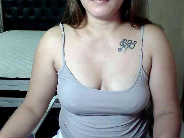 Wildhotsinglemom69 Live Webcam on BongaCams Wildhotsinglemom69 Live Webcam on BongaCams
