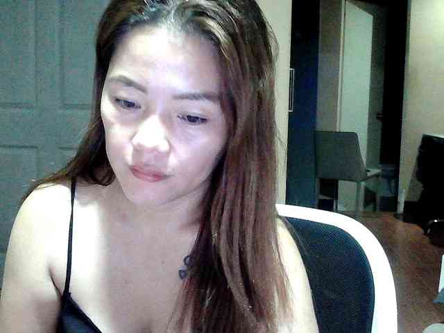 Wildhotsinglemom69 webcam