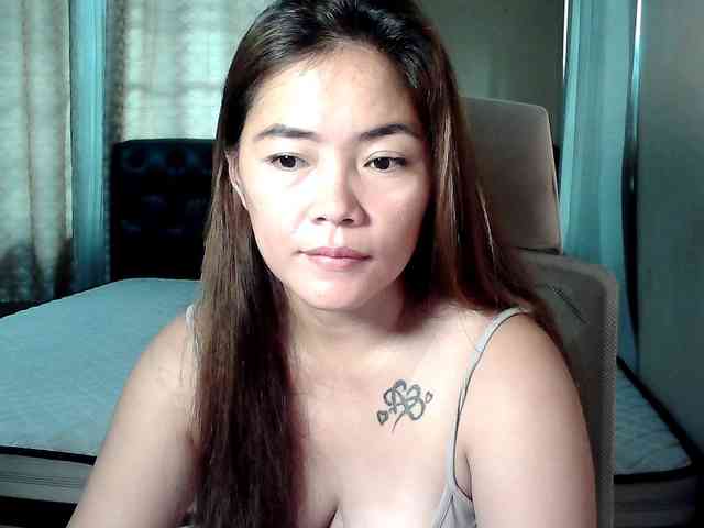 Wildhotsinglemom69 webcam