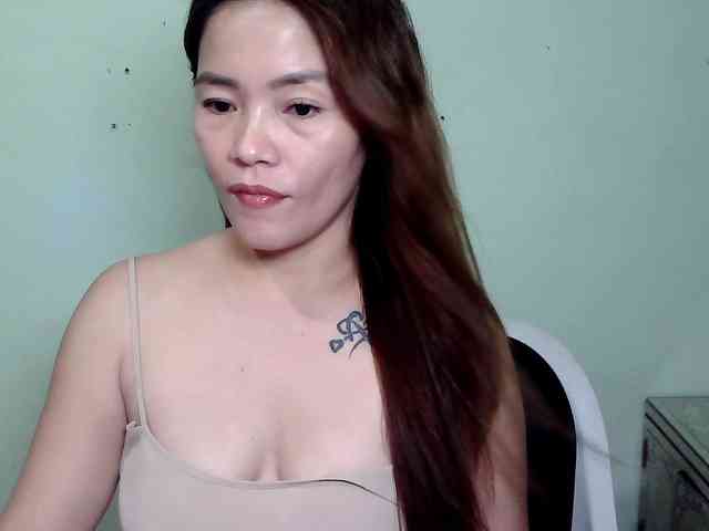 Wildhotsinglemom69 webcam