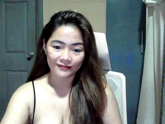 Wildhotsinglemom69 webcam