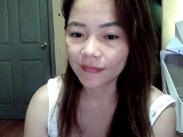 Wildhotsinglemom69 webcam