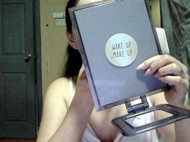 Wildhotsinglemom69 webcam