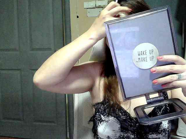 Wildhotsinglemom69 webcam