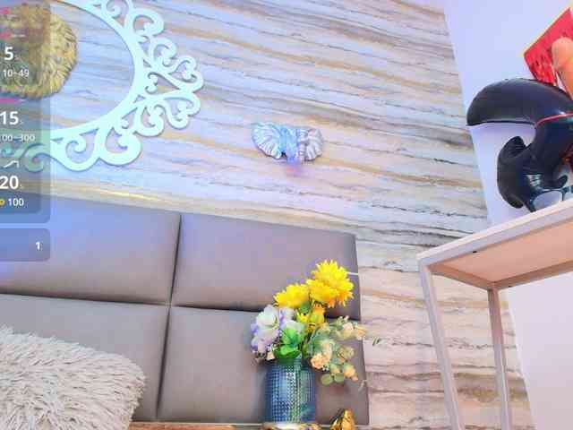zhamira21 webcam