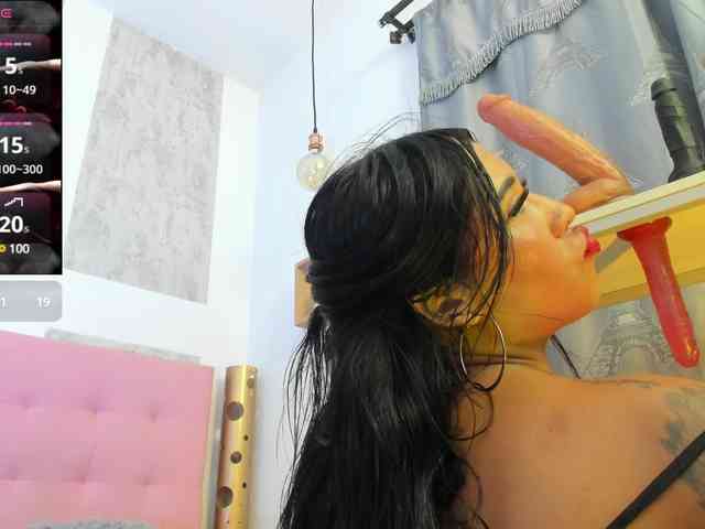 zhamira21 webcam