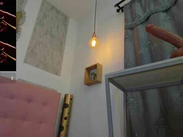 zhamira21 webcam