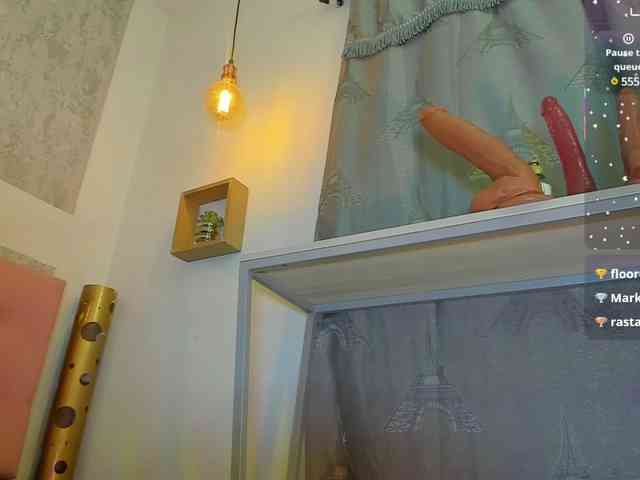 zhamira21 webcam