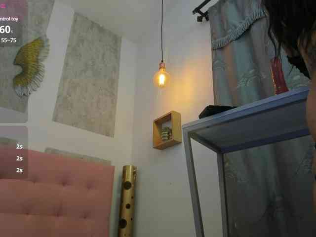 zhamira21 webcam