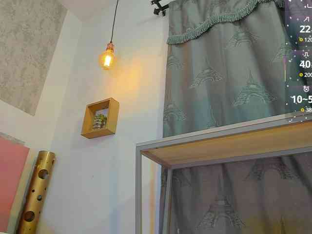 zhamira21 webcam
