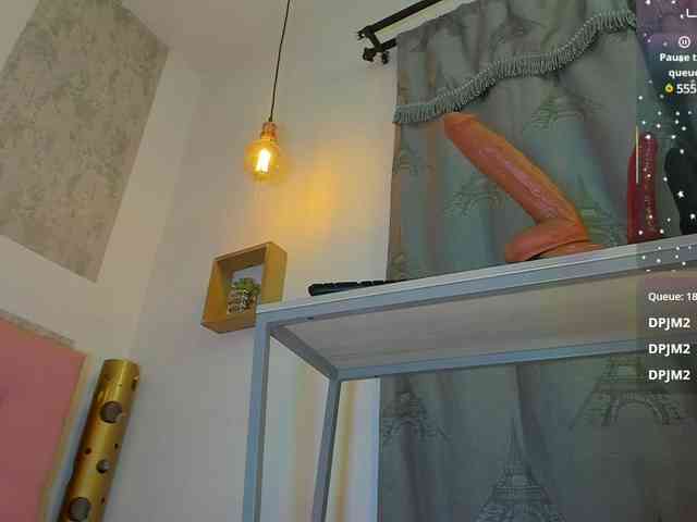 zhamira21 webcam