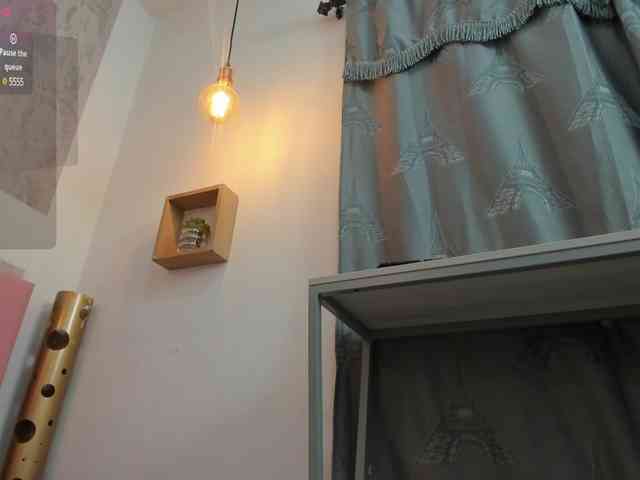 zhamira21 webcam