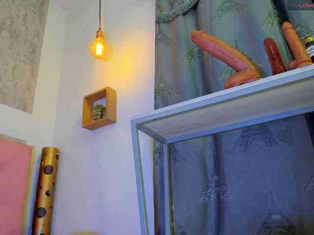 zhamira21 webcam
