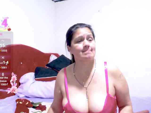 sexyjhoan81 webcam