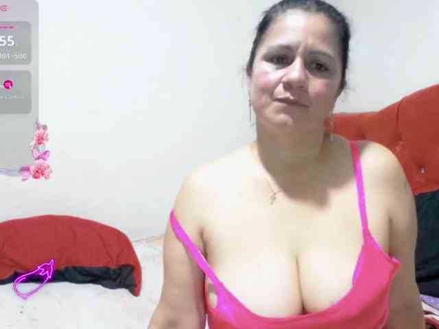 sexyjhoan81 webcam