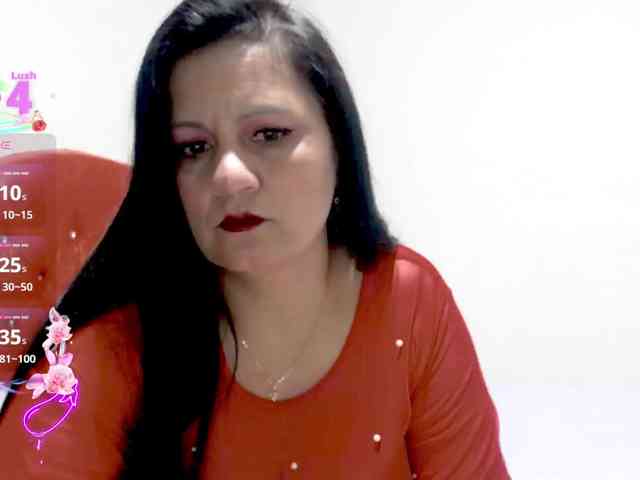 sexyjhoan81 webcam
