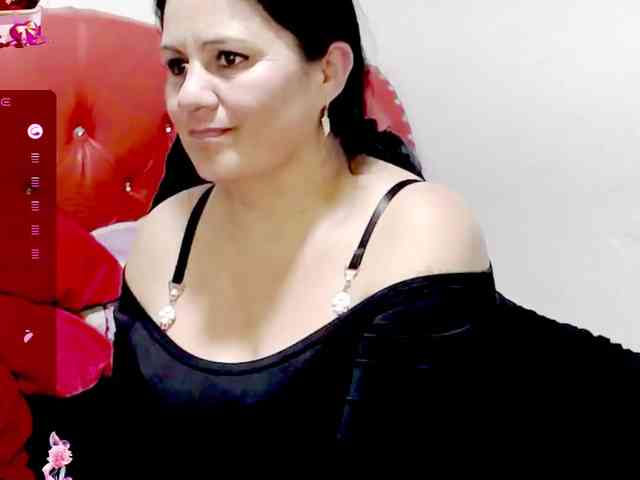 sexyjhoan81 webcam