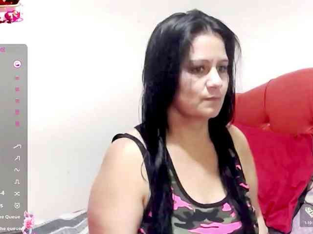sexyjhoan81 webcam