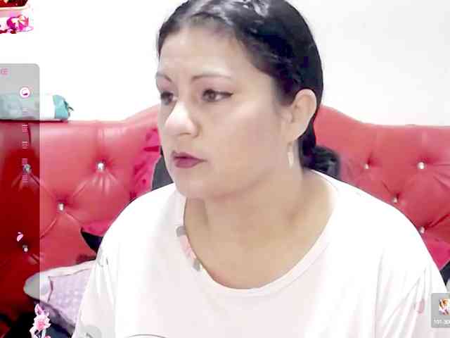 sexyjhoan81 webcam