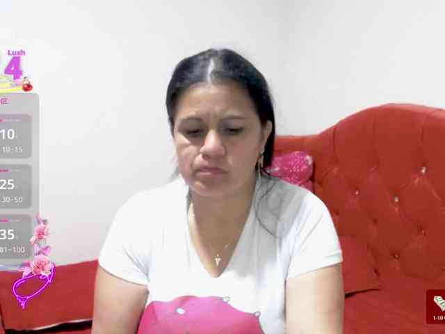 sexyjhoan81 webcam