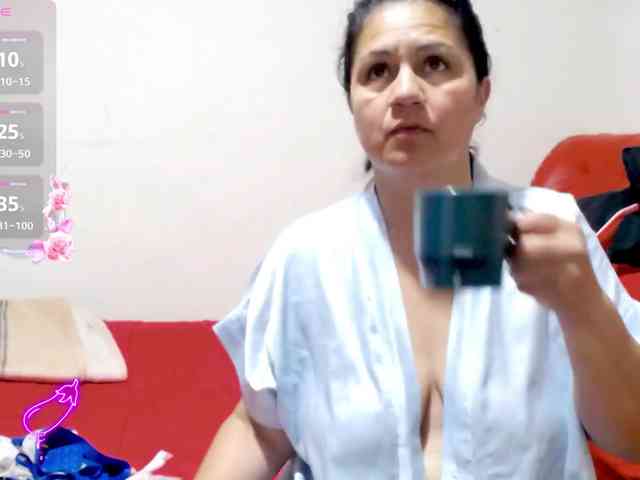 sexyjhoan81 webcam
