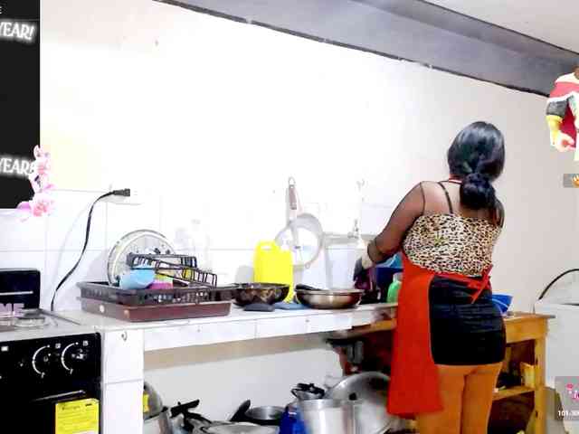 sexyjhoan81 webcam