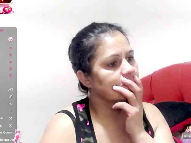 sexyjhoan81 webcam