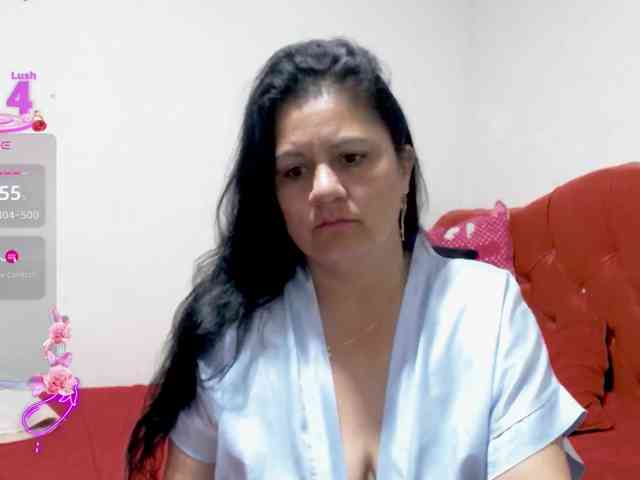 sexyjhoan81 webcam