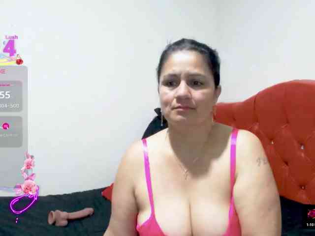 sexyjhoan81 webcam