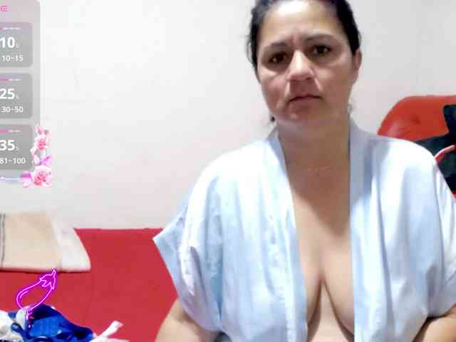 sexyjhoan81 webcam