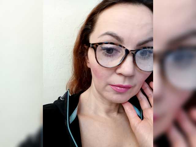 TessBertie's BongaCams show and profile