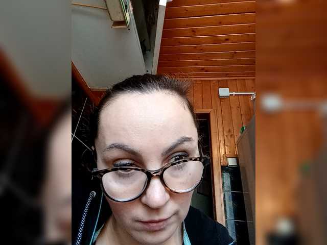 TessBertie's BongaCams show and profile