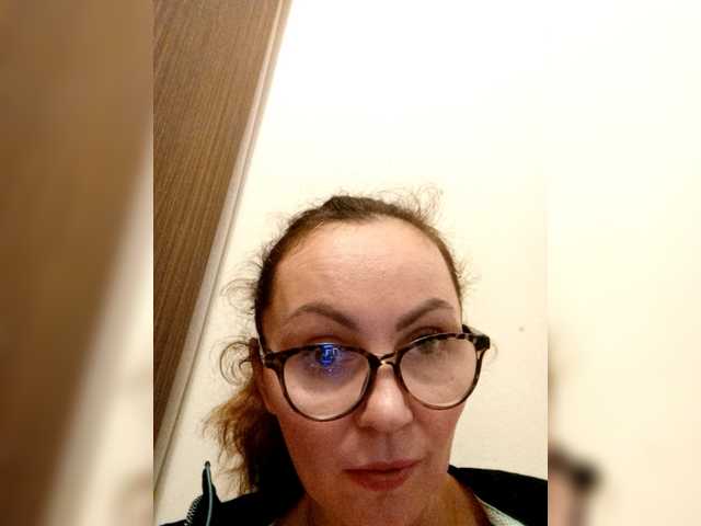 TessBertie's BongaCams show and profile