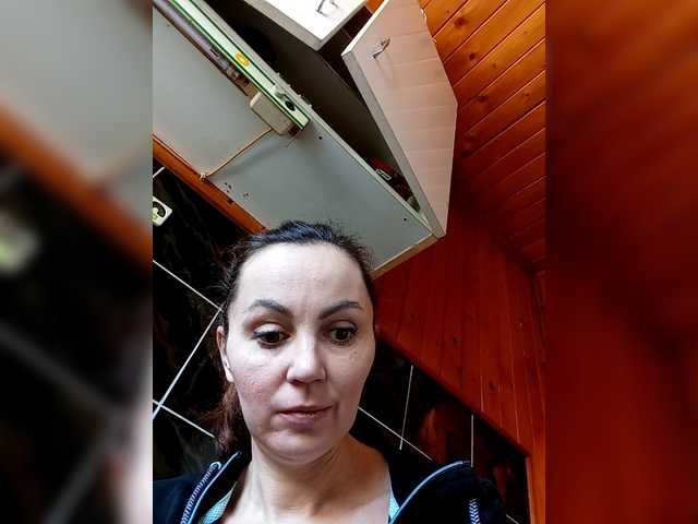 TessBertie's BongaCams show and profile