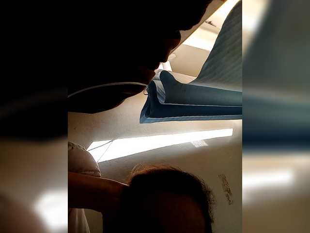 TessBertie's BongaCams show and profile