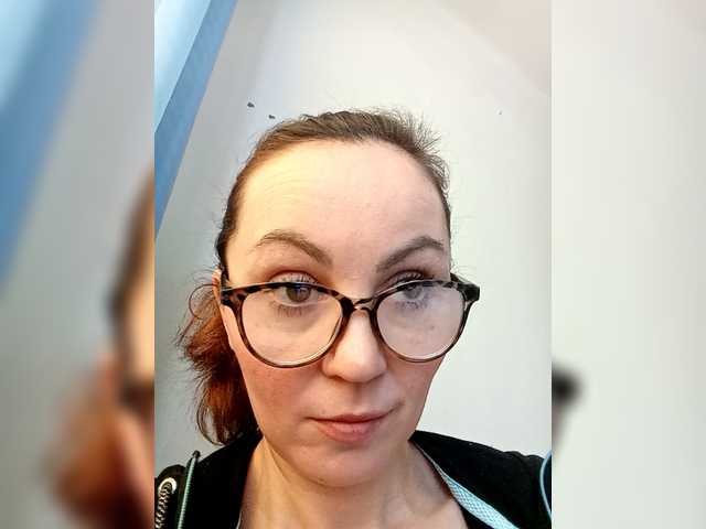 TessBertie's BongaCams show and profile