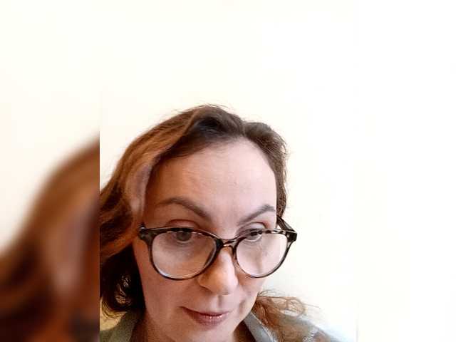 TessBertie's BongaCams show and profile