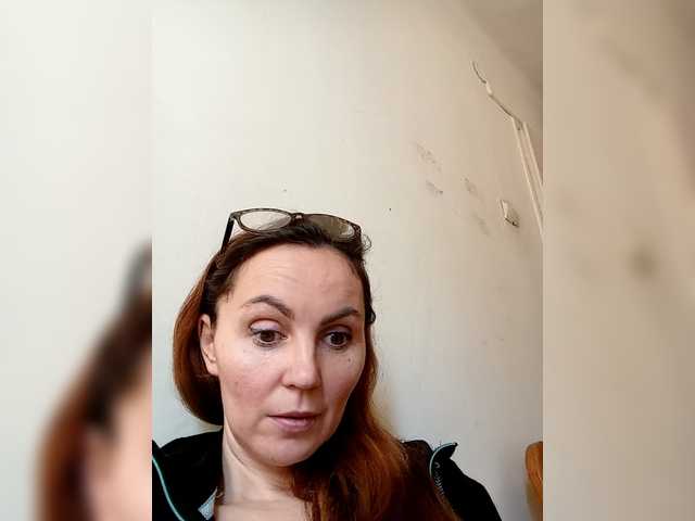 TessBertie's BongaCams show and profile