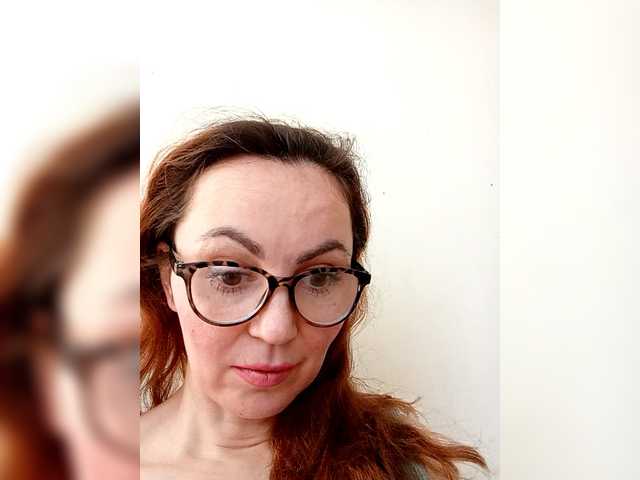 TessBertie's BongaCams show and profile