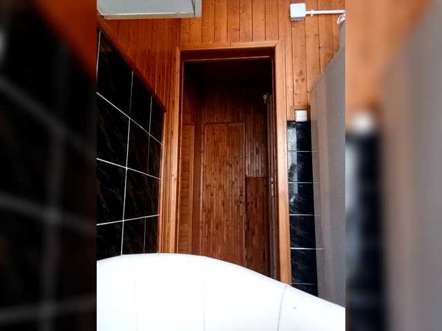 TessBertie's BongaCams show and profile