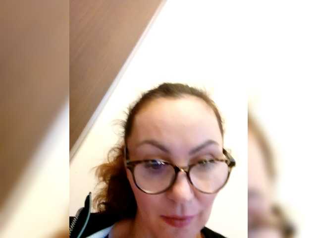 TessBertie's BongaCams show and profile