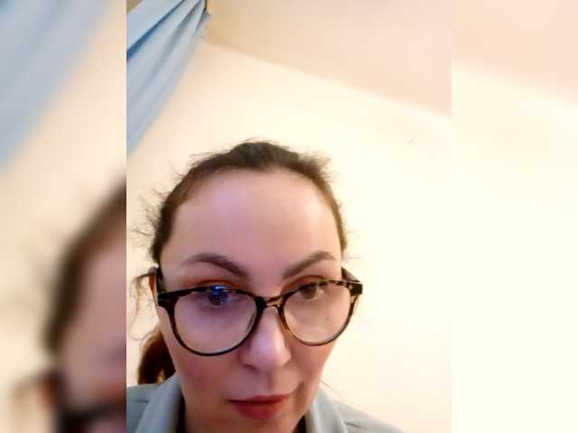 TessBertie's BongaCams show and profile