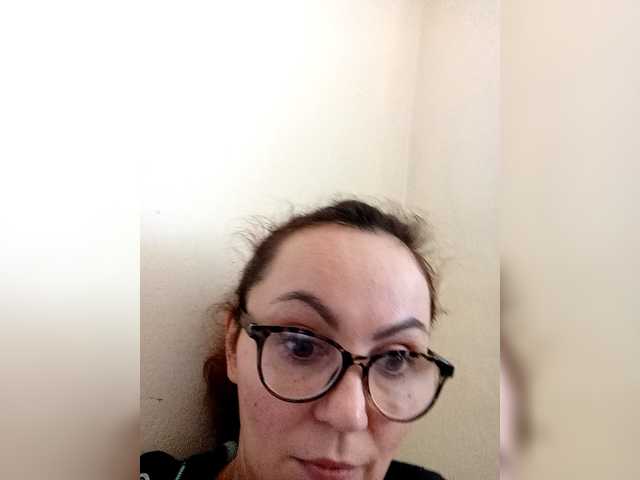 TessBertie's BongaCams show and profile